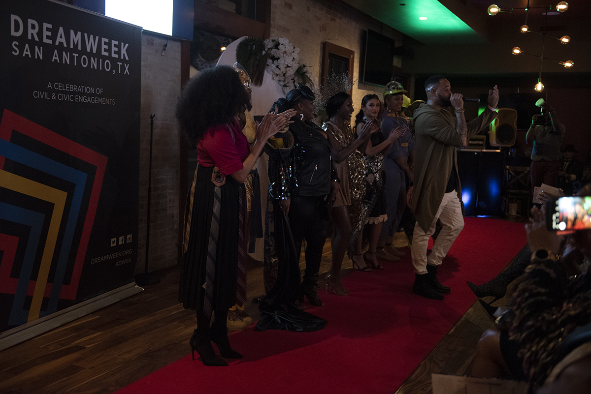 Dreamweek SA- Innovate The Runnway - Stage Line