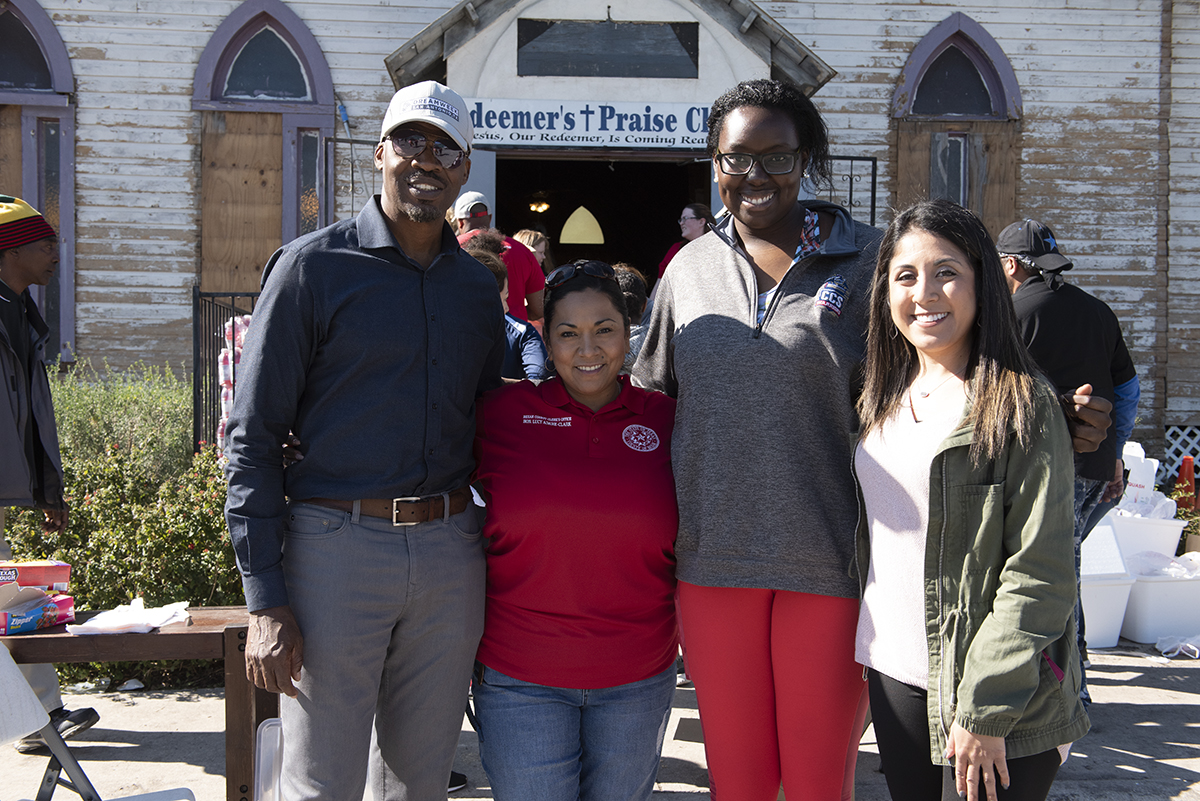 Dreamweek SA 2020- 1000 Plates For The Hungry - Shokare Nakpodia, County Clerk and Volunteers
